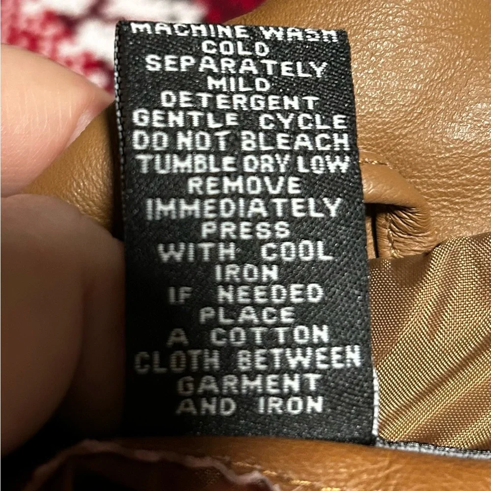 Dialogue Leather Jacket - Picture 10 of 11